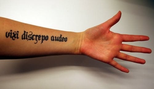 tatuagem latim 39