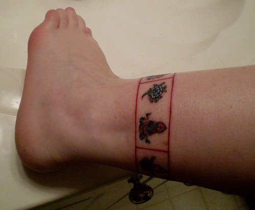 tatuagem tornozelo 1054
