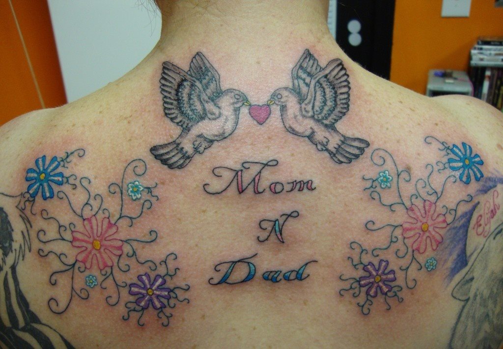 Imagen Mom_and_Dad_Tattoo_Designs_1024x710-9993