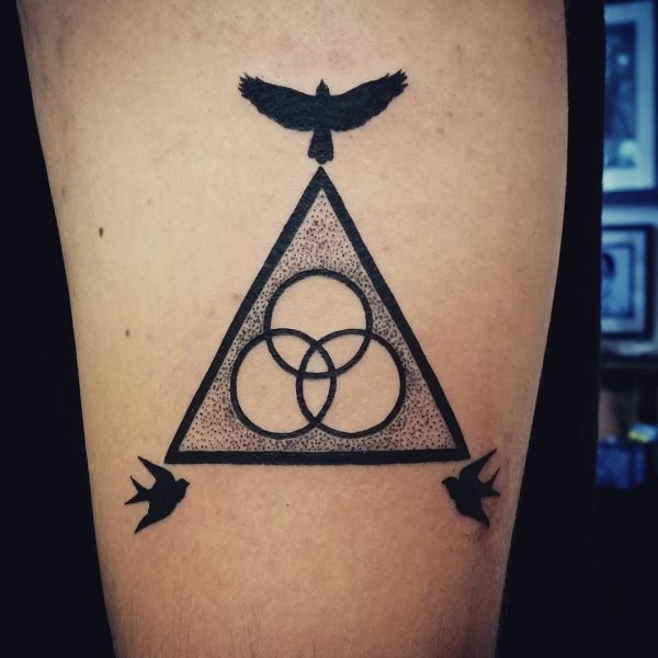 tatuagem triangulo 131