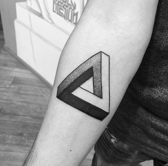 tatuagem triangulo 195