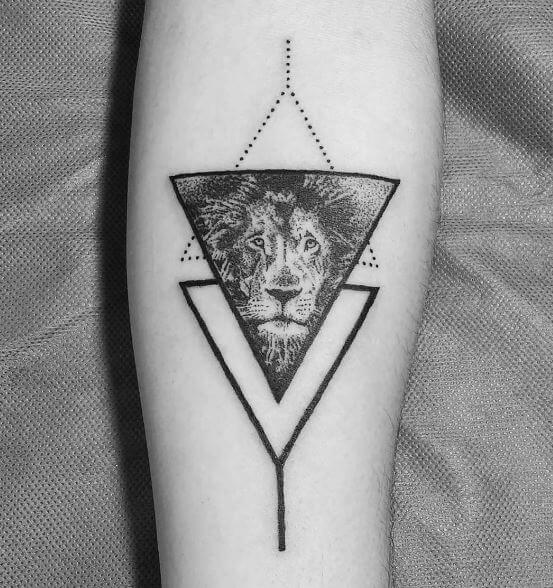 tatuagem triangulo 23