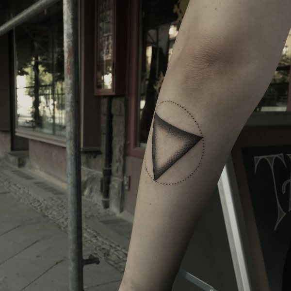 tatuagem triangulo 95